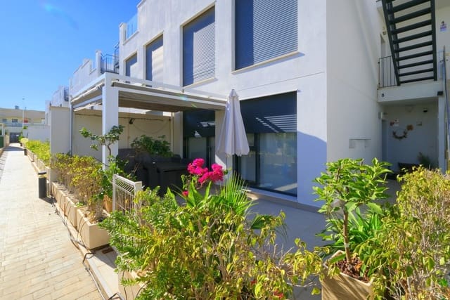 3 slaapkamer Appartement te koop in Punta Prima, Torrevieja met zwembad - € 295.000 (Ref: 9415438)