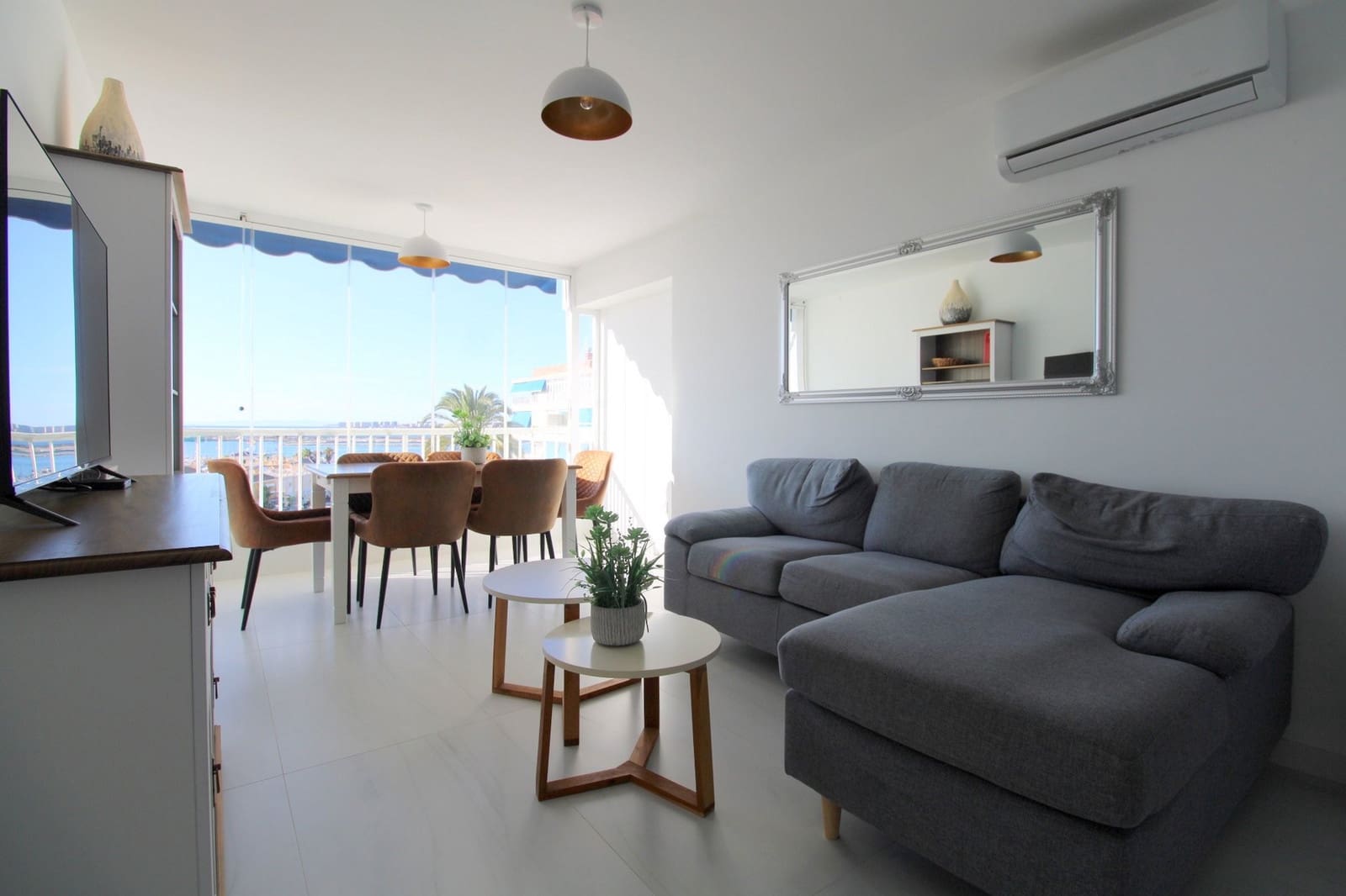 3 soveværelse Lejlighed til salg i Torrevieja med swimmingpool - € 299.000 (Ref: 9415439)