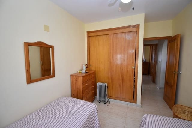 Apartamento de 2 habitaciones en Villamartin, Orihuela en venta con piscina - 134.995 € (Ref: 9415441)