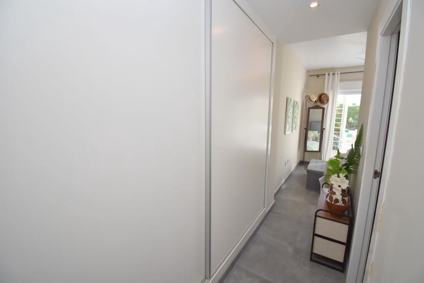 3 sypialnia Willa na sprzedaż w Mar de Cristal z basenem - 530 000 € (Ref: 9431170)