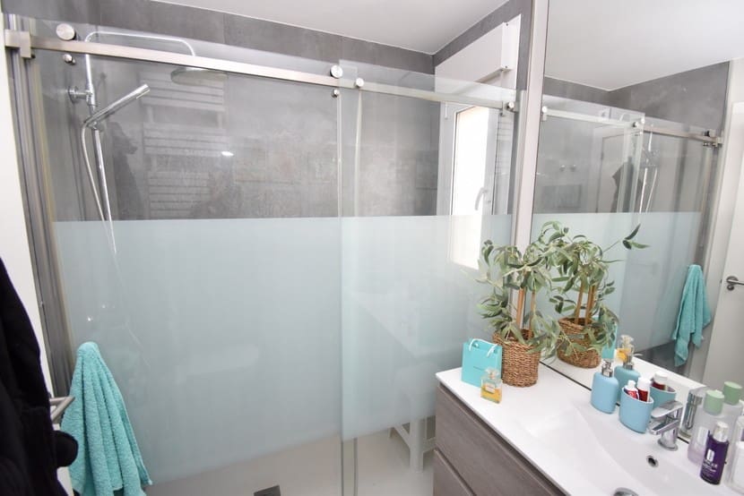 3 sypialnia Willa na sprzedaż w Mar de Cristal z basenem - 530 000 € (Ref: 9431170)