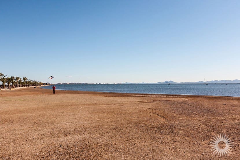 Chalet de 3 habitaciones en Santiago de la Ribera en venta con piscina - 419.000 € (Ref: 9431171)