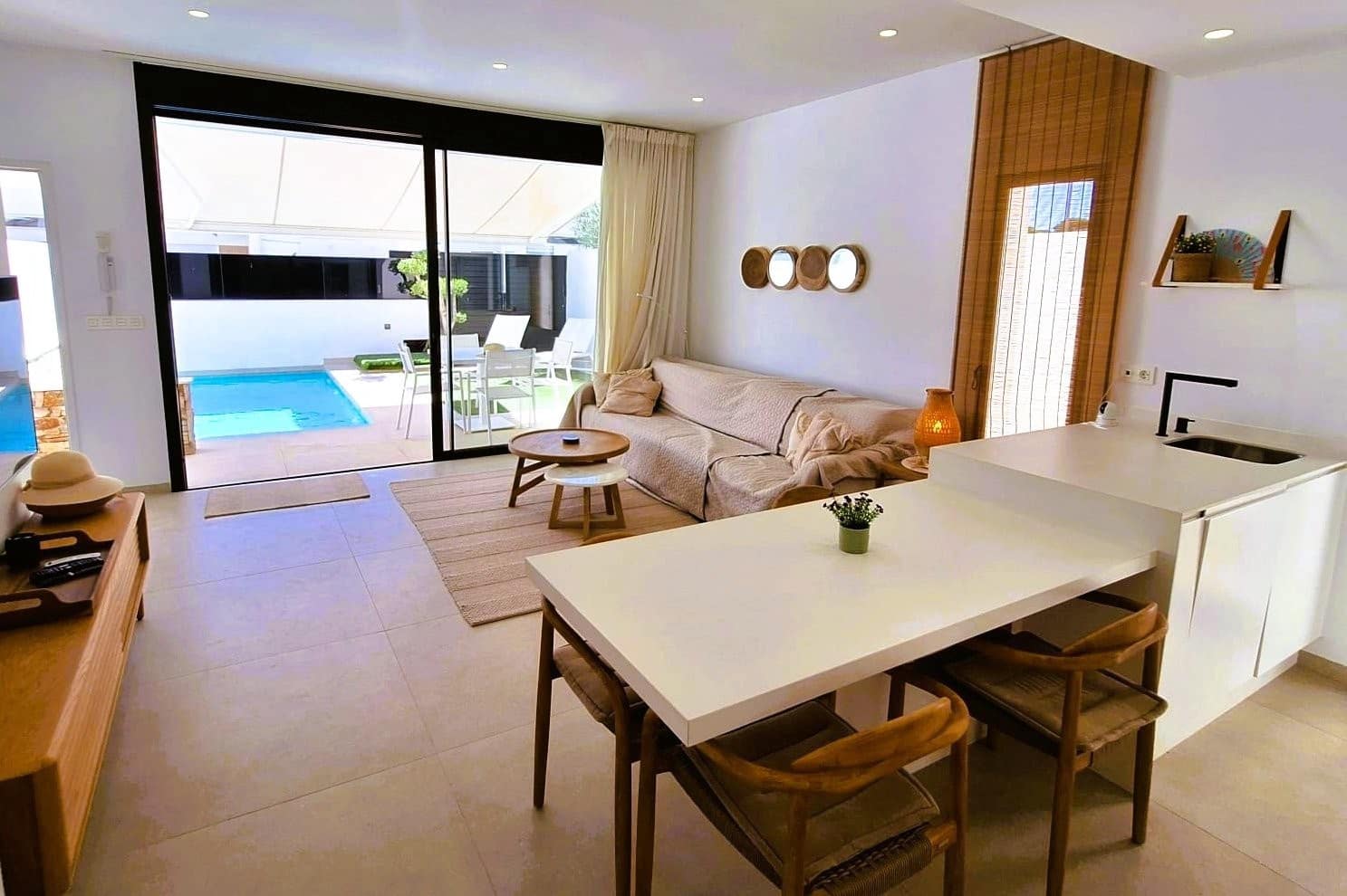 Chalet de 3 habitaciones en Santiago de la Ribera en venta con piscina - 419.000 € (Ref: 9431171)