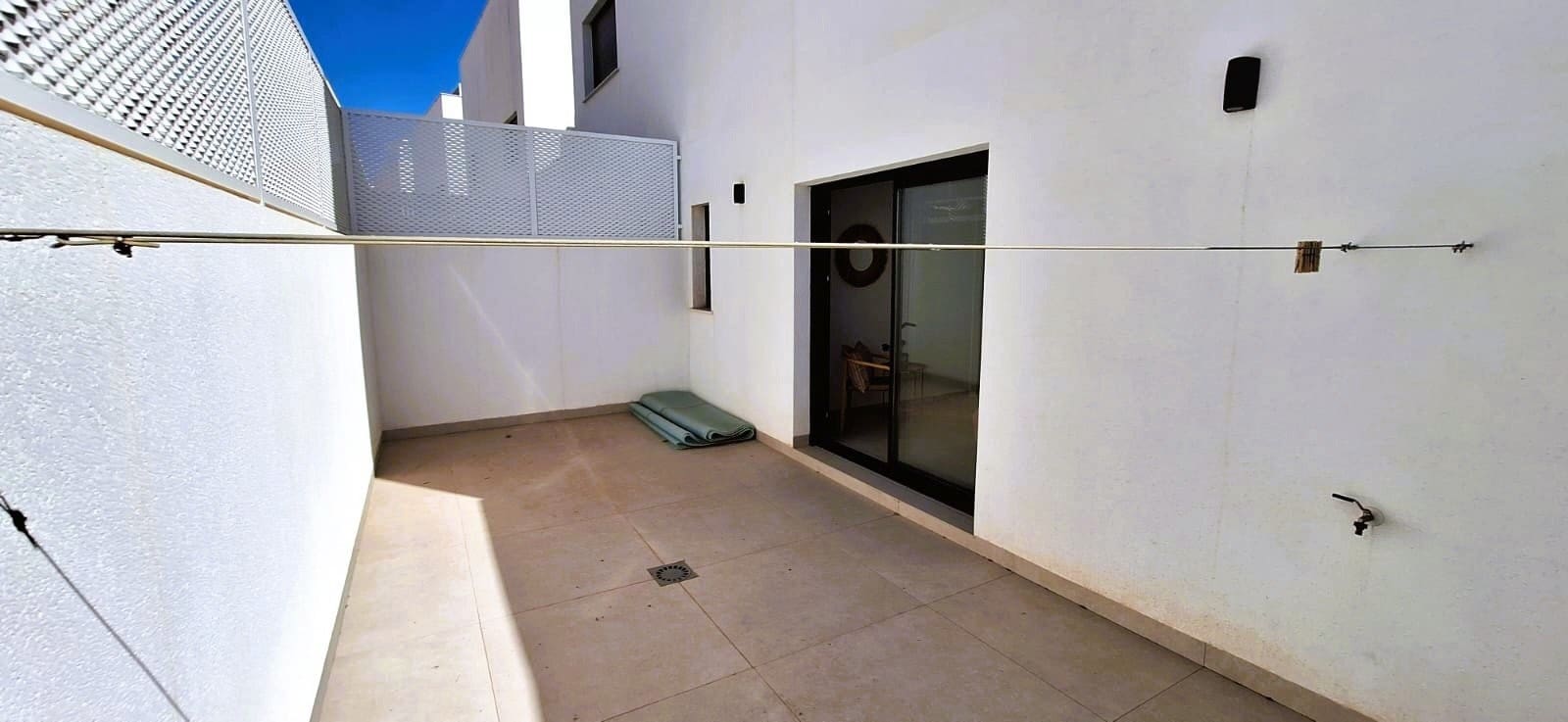 Chalet de 3 habitaciones en Santiago de la Ribera en venta con piscina - 419.000 € (Ref: 9431171)
