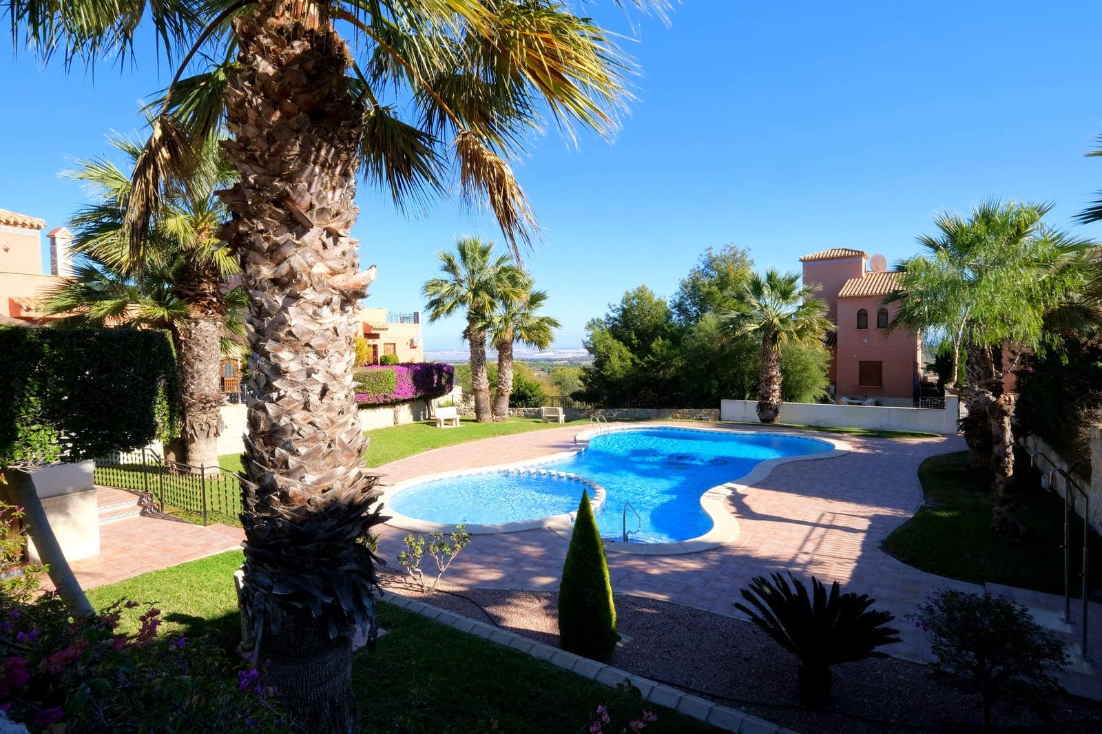 Chalet de 3 habitaciones en San Miguel de Salinas en venta con piscina - 259.900 € (Ref: 9431172)