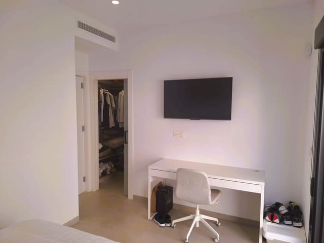 Chalet de 3 habitaciones en Santiago de la Ribera, San Javier en venta con piscina - 420.000 € (Ref: 9431175)