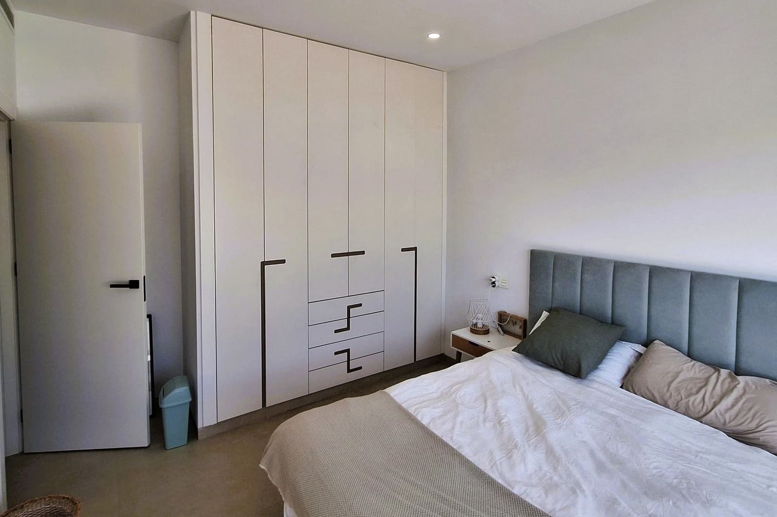 Chalet de 3 habitaciones en Santiago de la Ribera en venta con piscina - 420.000 € (Ref: 9431175)