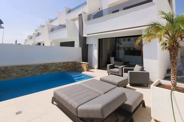 Chalet de 3 habitaciones en Santiago de la Ribera, San Javier en venta con piscina - 420.000 € (Ref: 9431175)