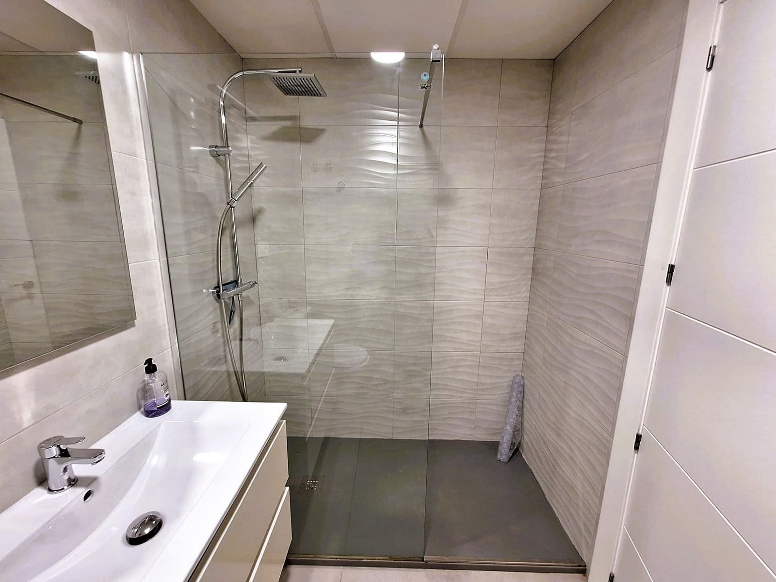 3 Zimmer Apartment zu verkaufen in Lo Pagan mit Pool - 229.000 € (Ref: 9431176)