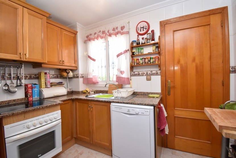 3 camera da letto Villa in vendita in La Zenia con piscina - 389.999 € (Rif: 9431180)