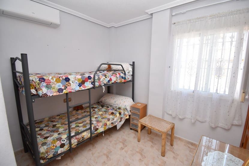 3 camera da letto Villa in vendita in La Zenia con piscina - 389.999 € (Rif: 9431180)