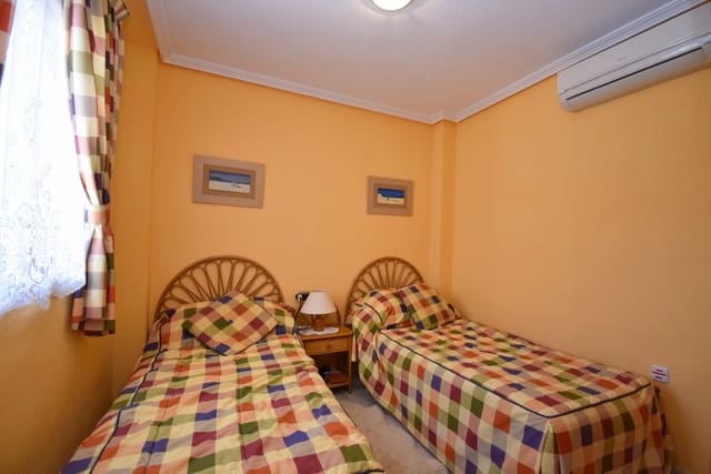 3 camera da letto Villa in vendita in La Zenia, Orihuela con piscina - 389.999 € (Rif: 9431180)