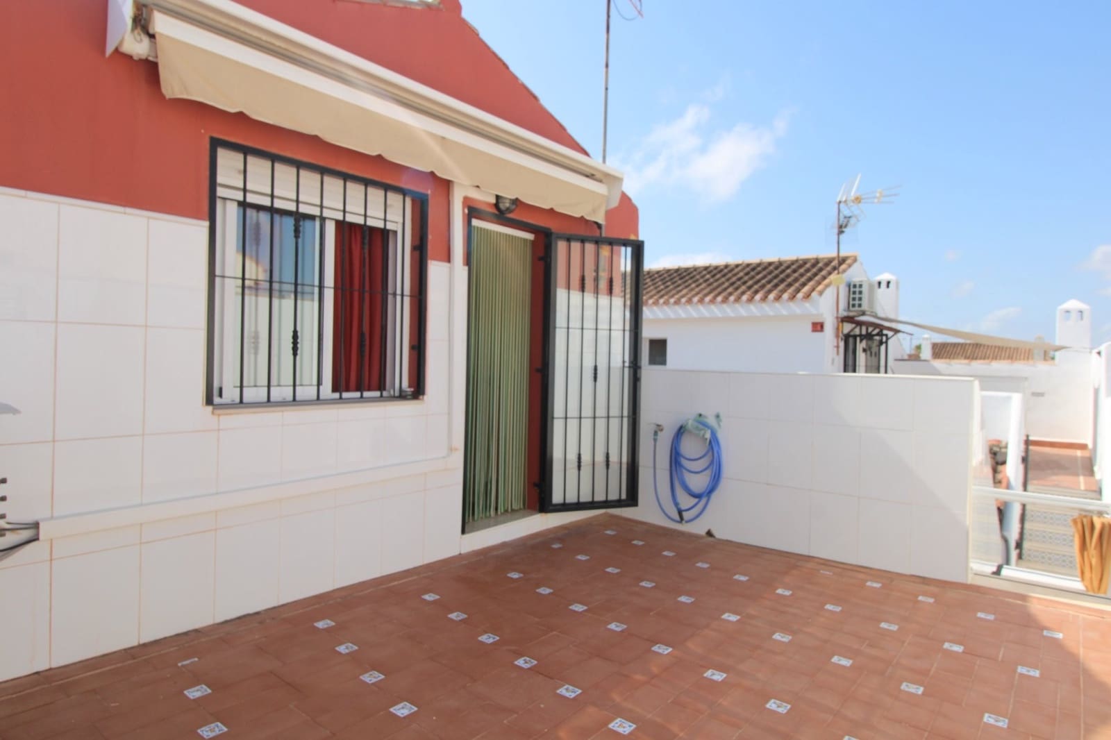 3 quarto Casa em Banda para venda em Torre de la Horadada - 285 000 € (Ref: 9431181)