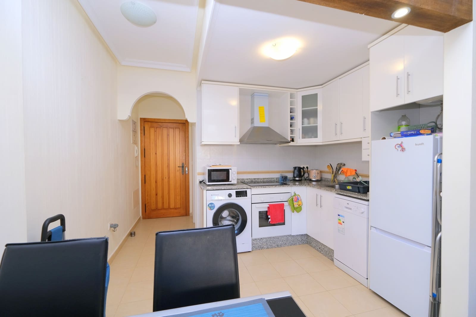 2 Zimmer Apartment zu verkaufen in Villamartin mit Pool - 149.995 € (Ref: 9431182)