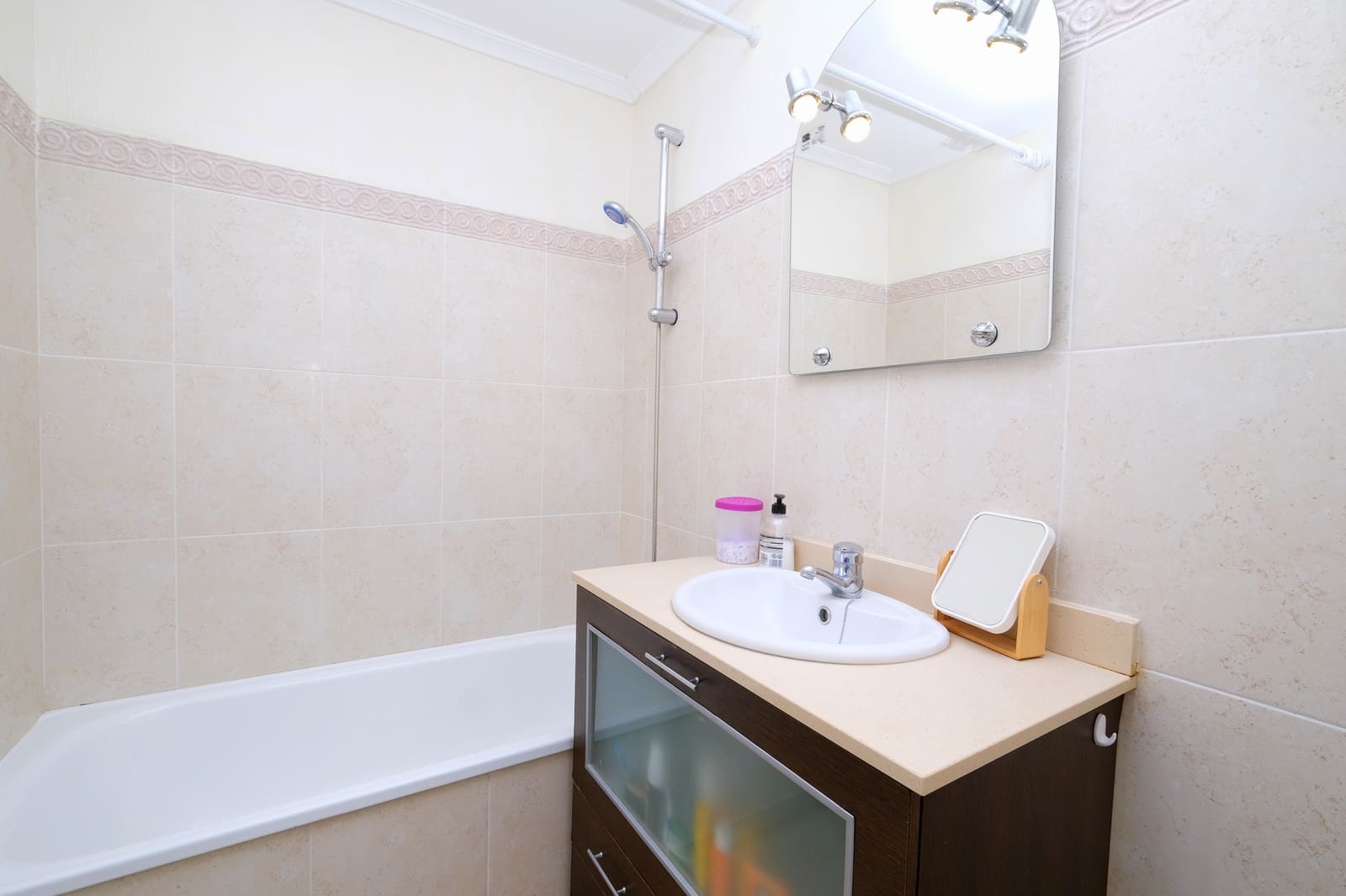 2 Zimmer Apartment zu verkaufen in Villamartin mit Pool - 149.995 € (Ref: 9431182)