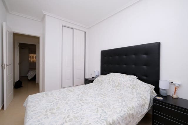 2 Zimmer Apartment zu verkaufen in Villamartin, Orihuela mit Pool - 149.995 € (Ref: 9431182)