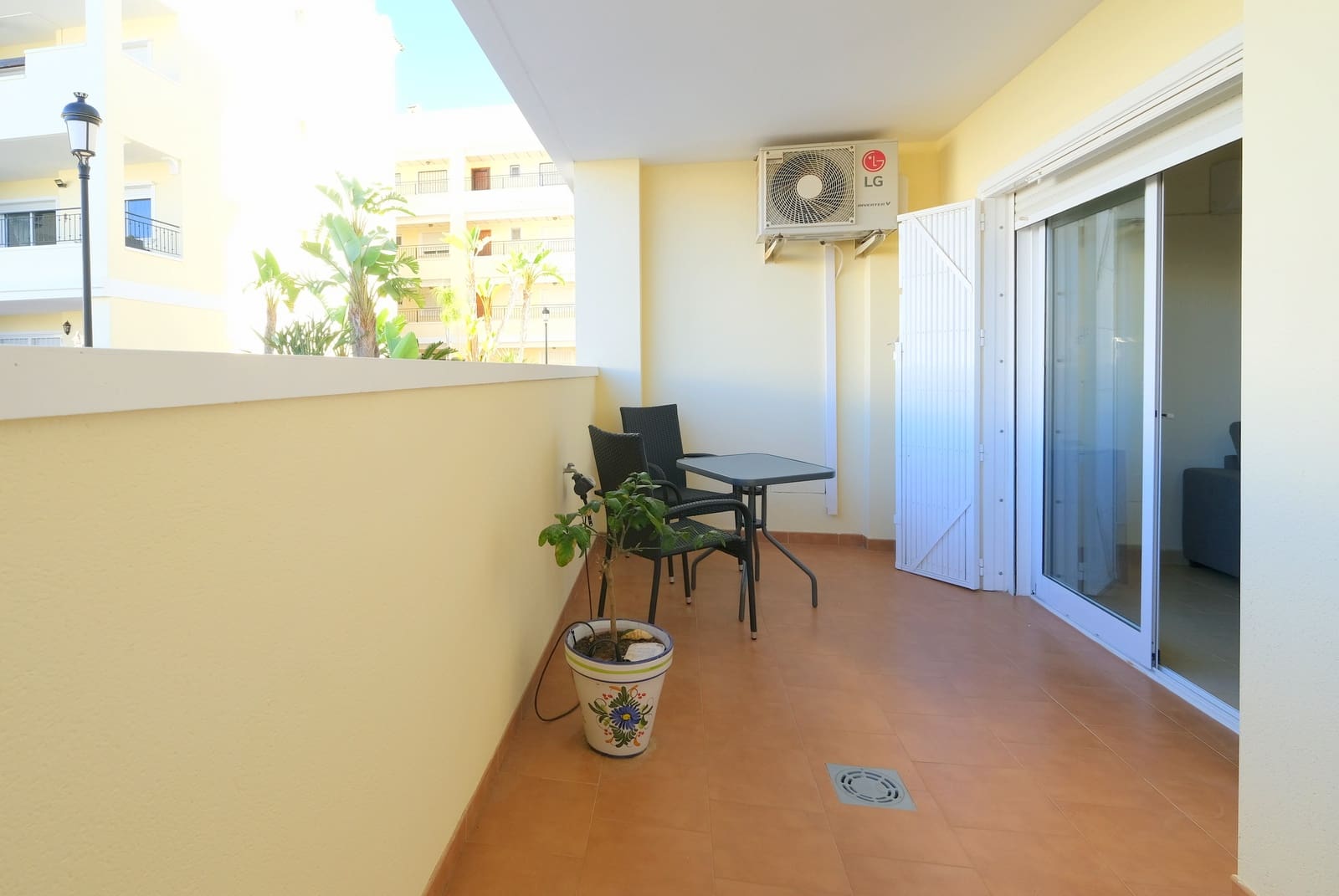 2 Zimmer Apartment zu verkaufen in Villamartin mit Pool - 149.995 € (Ref: 9431182)