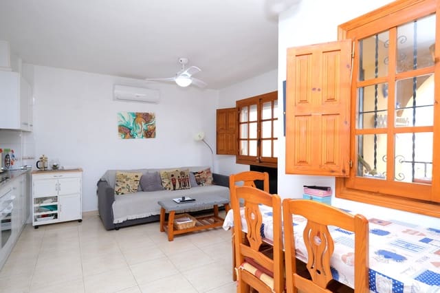 2 soverom Penthouse til salgs i Playa Flamenca, Orihuela - € 119 000 (Ref: 9436922)