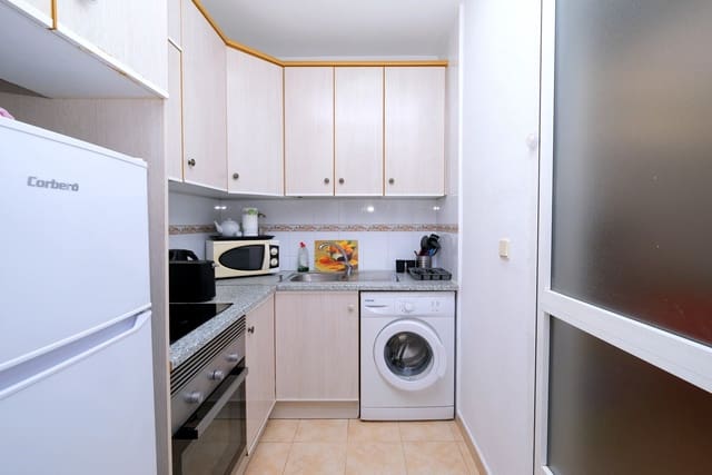 2 slaapkamer Appartement te koop in La Zenia, Orihuela met zwembad - € 174.950 (Ref: 9436923)