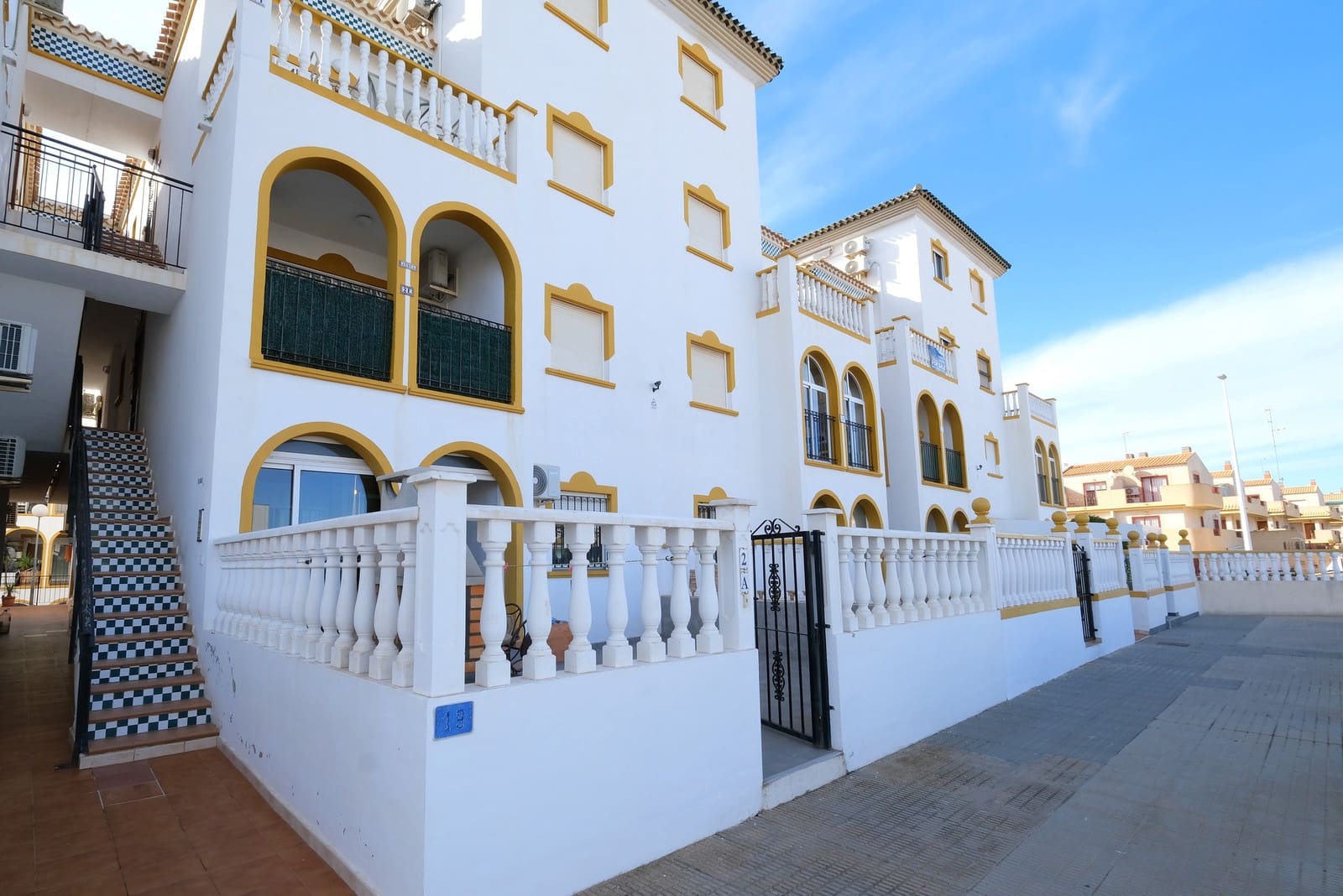 2 slaapkamer Appartement te koop in La Zenia met zwembad - € 174.950 (Ref: 9436923)