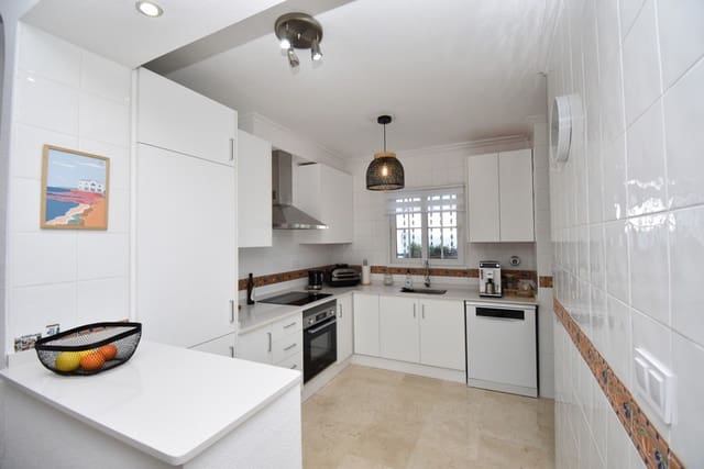 2 Zimmer Haus zu verkaufen in Villamartin, Orihuela mit Pool - 239.995 € (Ref: 9436925)