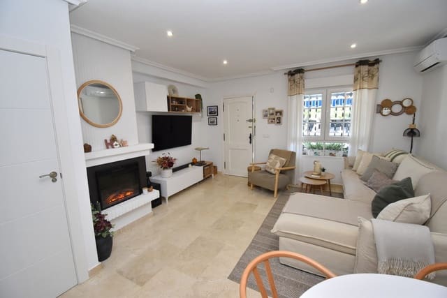 2 Zimmer Haus zu verkaufen in Villamartin, Orihuela mit Pool - 239.995 € (Ref: 9436925)