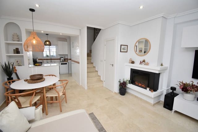 2 Zimmer Haus zu verkaufen in Villamartin, Orihuela mit Pool - 239.995 € (Ref: 9436925)