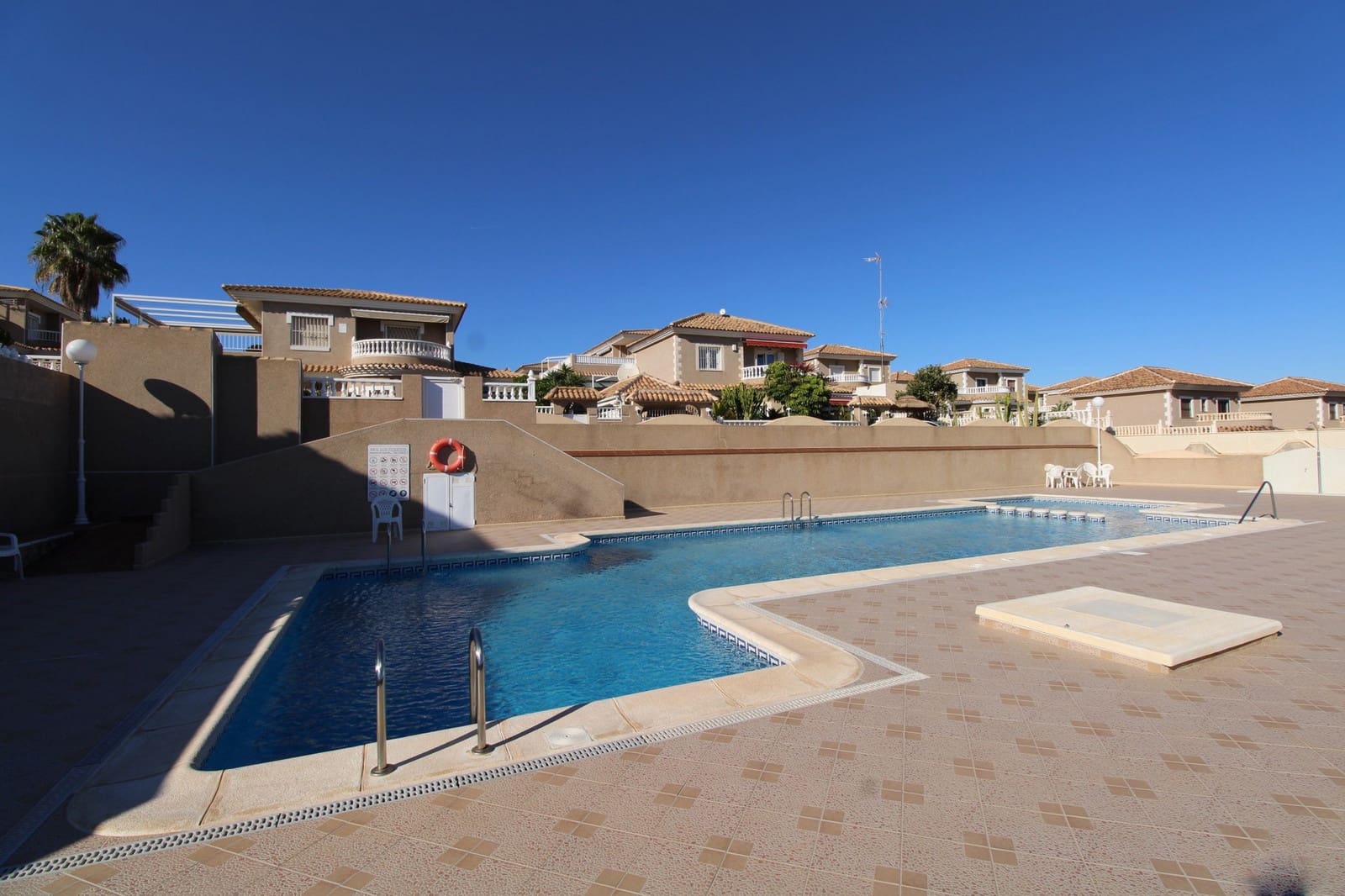 2 slaapkamer Villa te koop in Los Altos met zwembad - € 345.000 (Ref: 9436927)