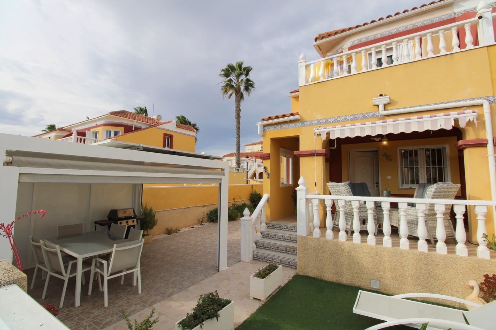 2 slaapkamer Huis te koop in Cabo Roig met zwembad - € 229.000 (Ref: 9439586)