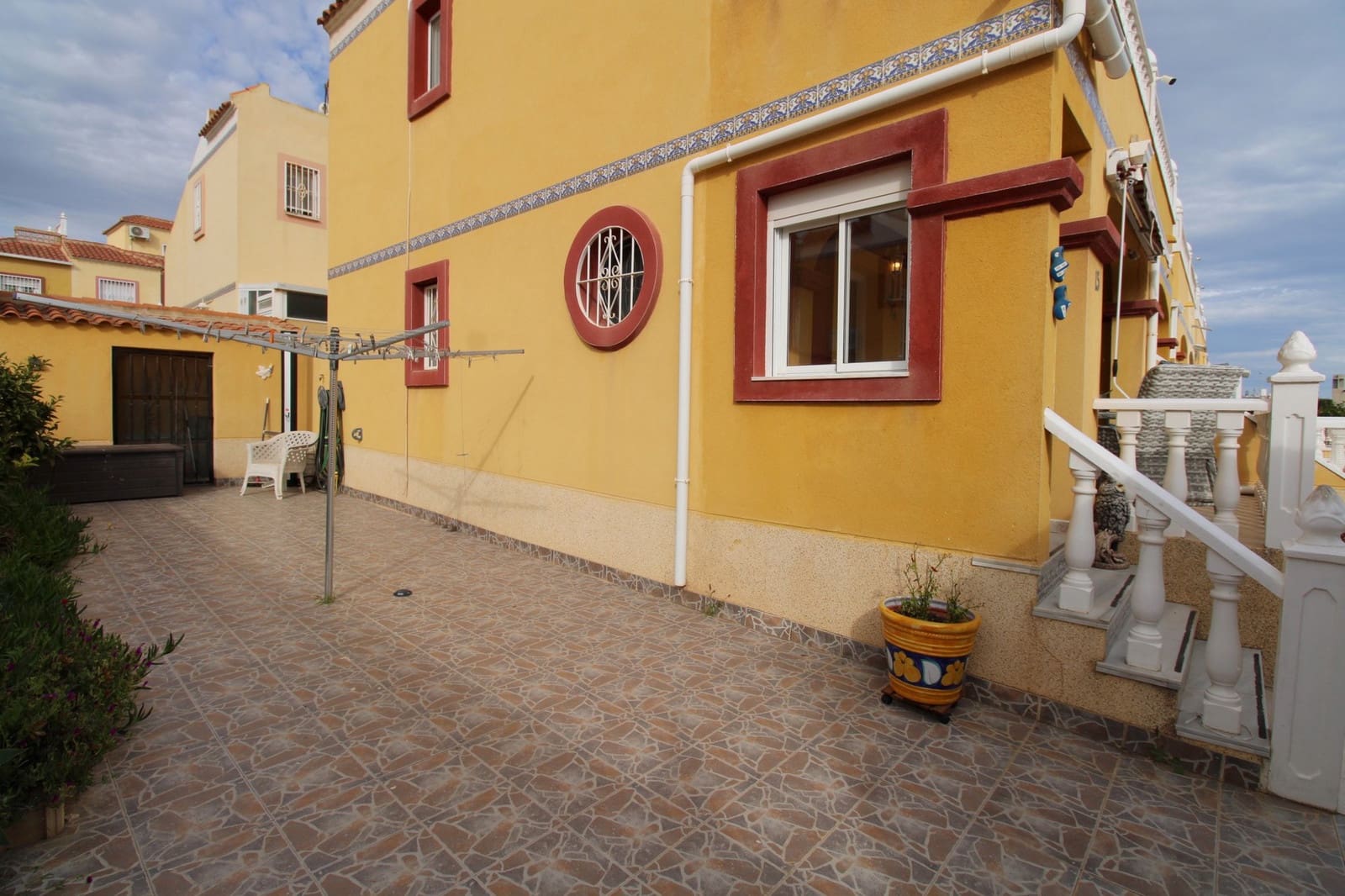 2 slaapkamer Huis te koop in Cabo Roig met zwembad - € 229.000 (Ref: 9439586)