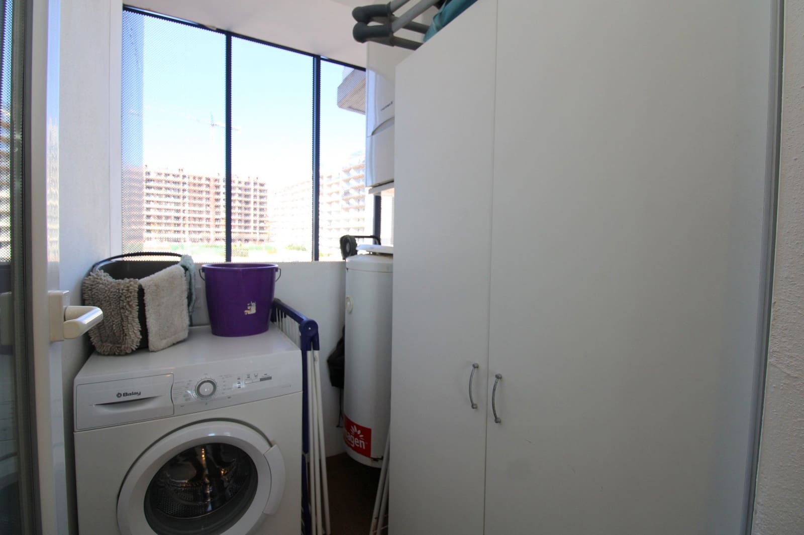 2 slaapkamer Appartement te koop in Punta Prima met zwembad - € 420.000 (Ref: 9439587)