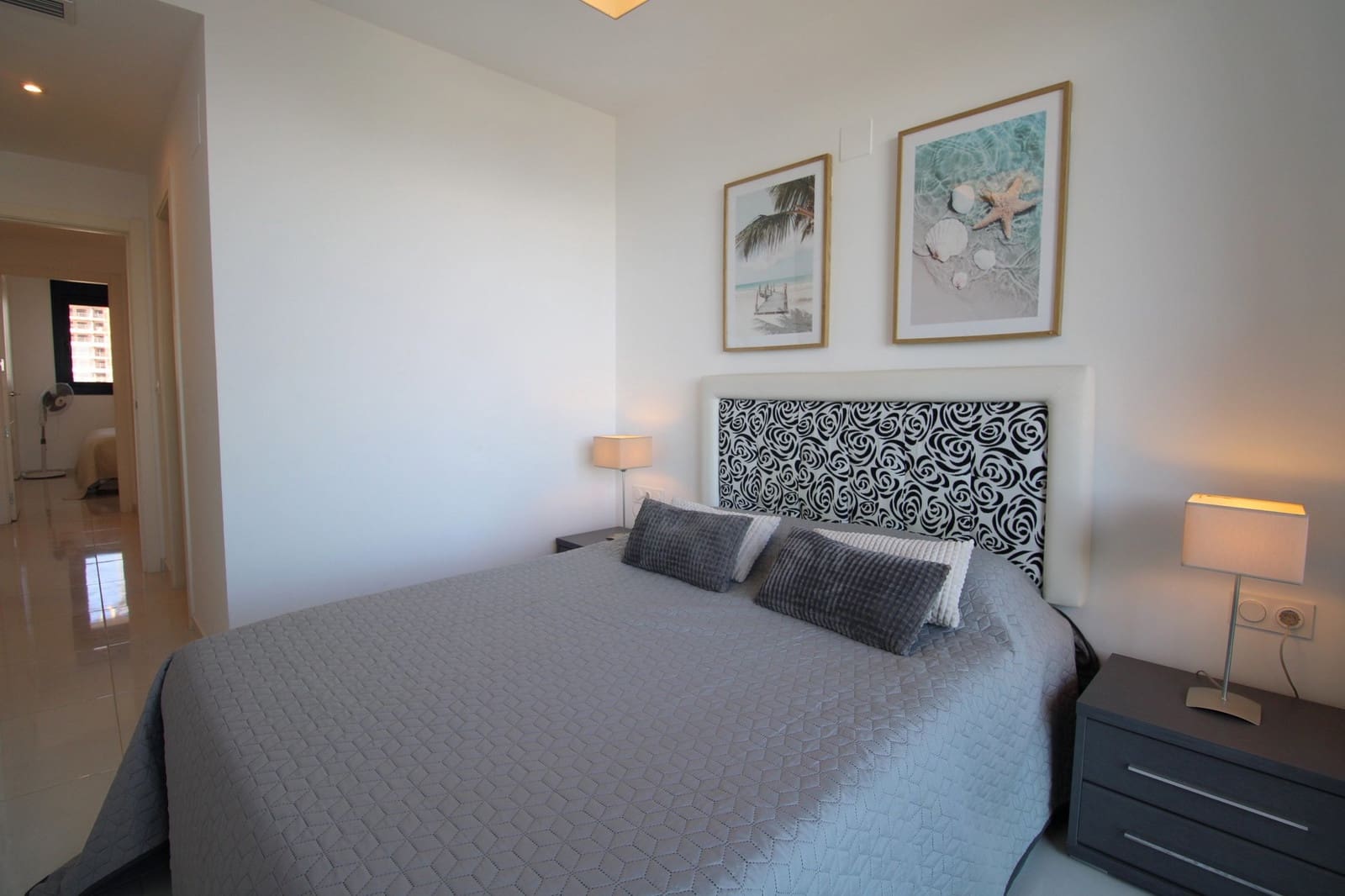 2 slaapkamer Appartement te koop in Punta Prima met zwembad - € 420.000 (Ref: 9439587)