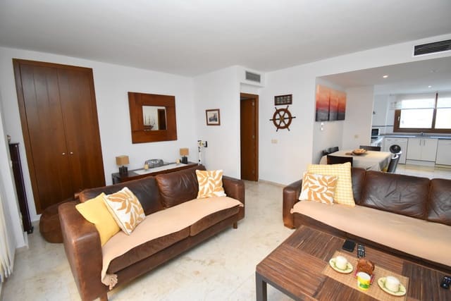 2 slaapkamer Appartement te koop in Punta Prima, Torrevieja met zwembad - € 269.999 (Ref: 9448528)