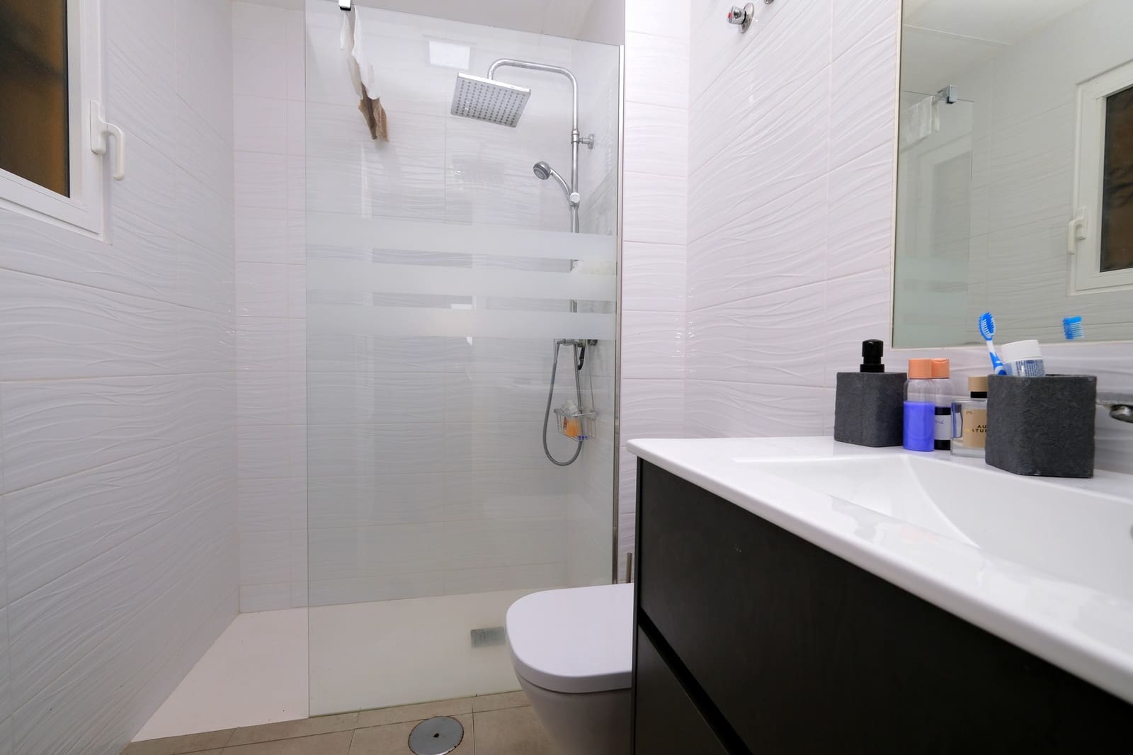 2 Zimmer Apartment zu verkaufen in La Zenia mit Pool - 169.995 € (Ref: 9468189)