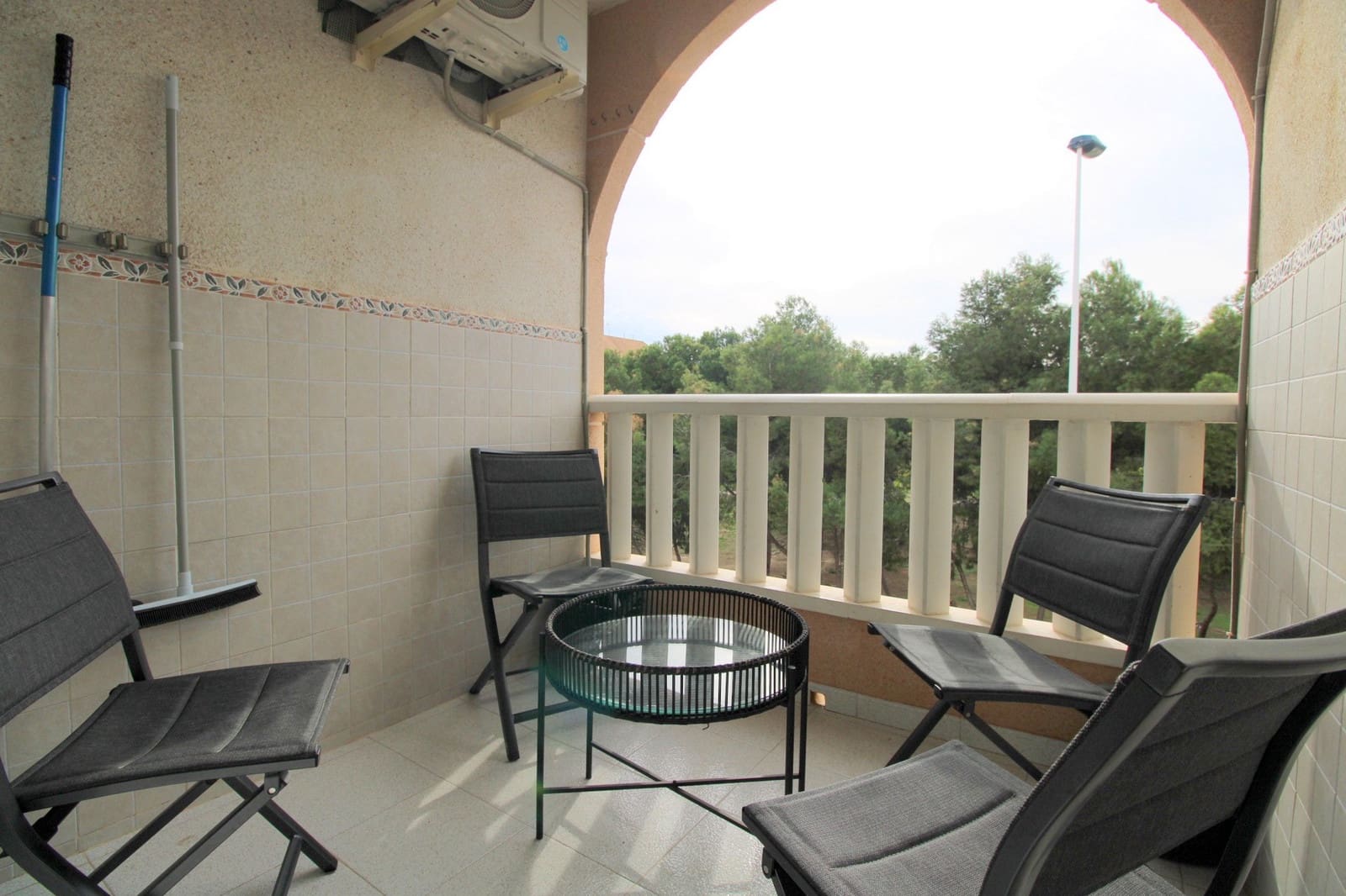 3 bedroom Penthouse for sale in Torrevieja with pool - € 169,999 (Ref: 9472758)