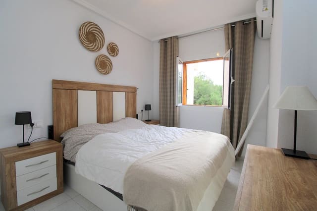 3 bedroom Penthouse for sale in Playa del Acequión, Torrevieja with pool - € 169,999 (Ref: 9472758)