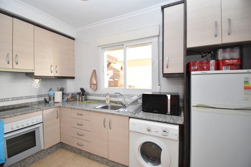 Casa de 3 habitaciones en La Tercia en venta con piscina - 123.950 € (Ref: 9488218)