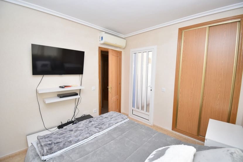 Casa de 3 habitaciones en La Tercia en venta con piscina - 123.950 € (Ref: 9488218)