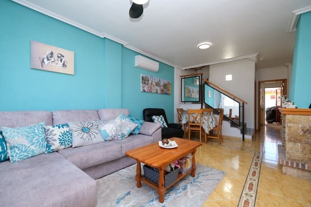 3 slaapkamer Huis te koop in Playa Flamenca, Orihuela met zwembad - € 169.995 (Ref: 9494316)