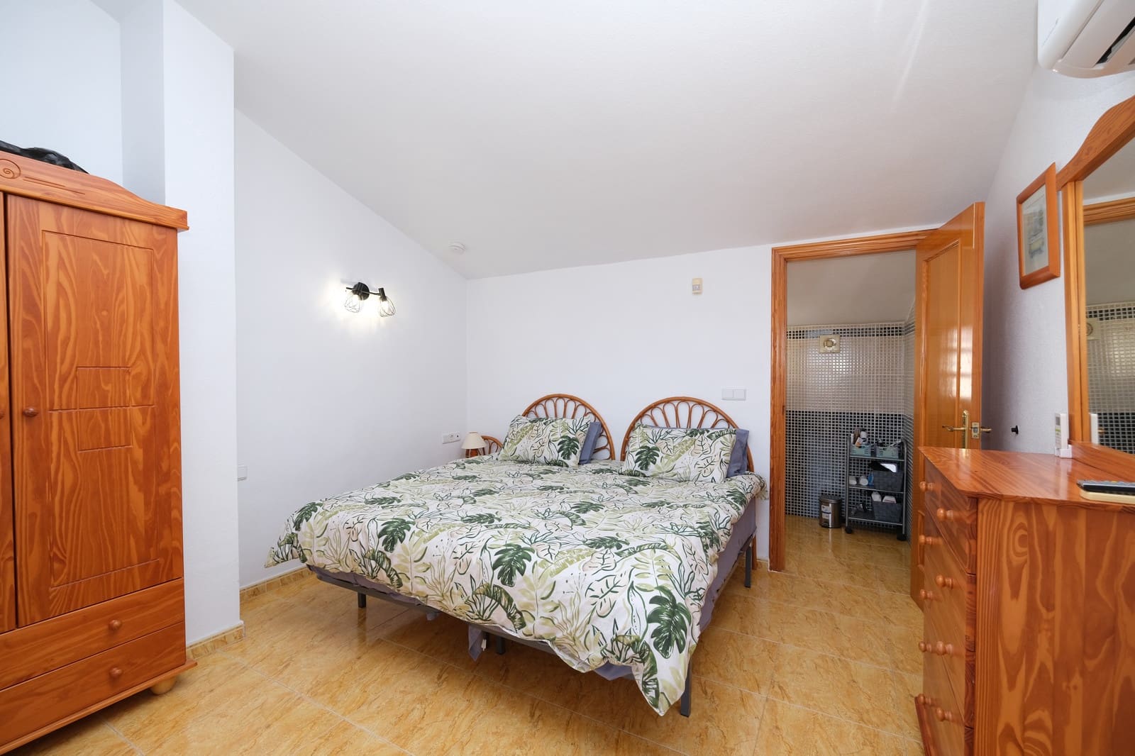 3 slaapkamer Huis te koop in Playa Flamenca met zwembad - € 169.995 (Ref: 9494316)
