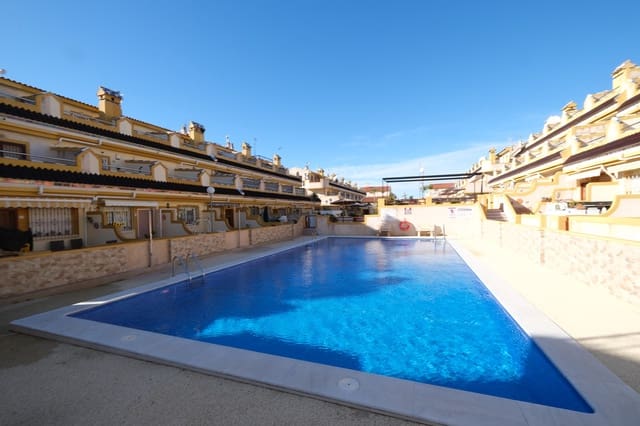 3 slaapkamer Huis te koop in Playa Flamenca, Orihuela met zwembad - € 169.995 (Ref: 9494316)