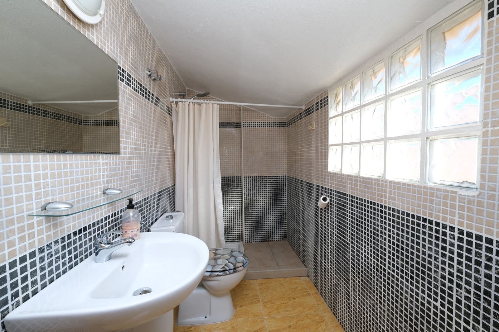 3 slaapkamer Huis te koop in Playa Flamenca met zwembad - € 169.995 (Ref: 9494316)