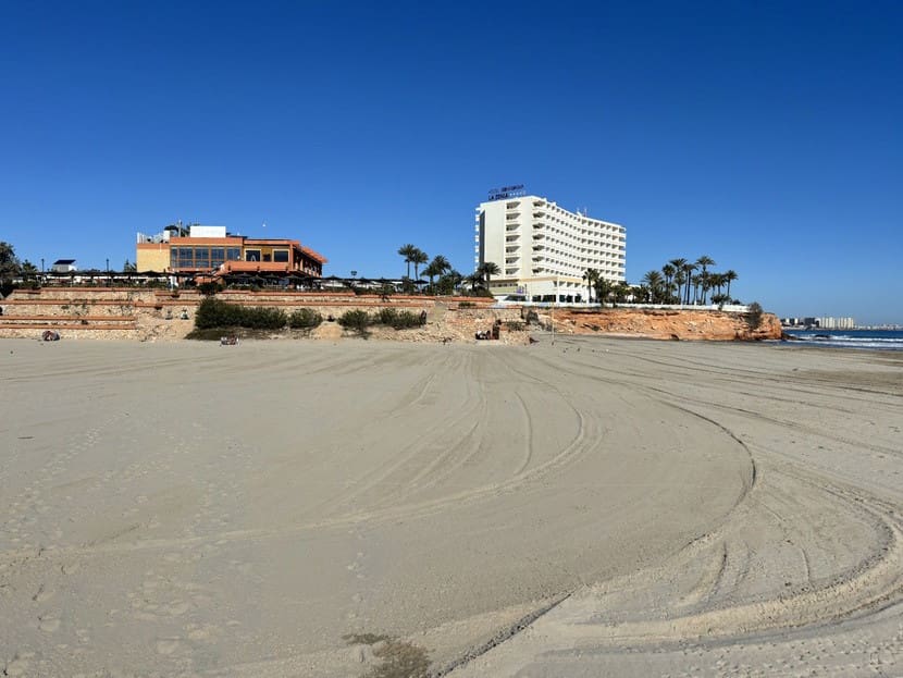 3 bedroom Townhouse for sale in Playa Flamenca with pool - € 169,995 (Ref: 9494316)