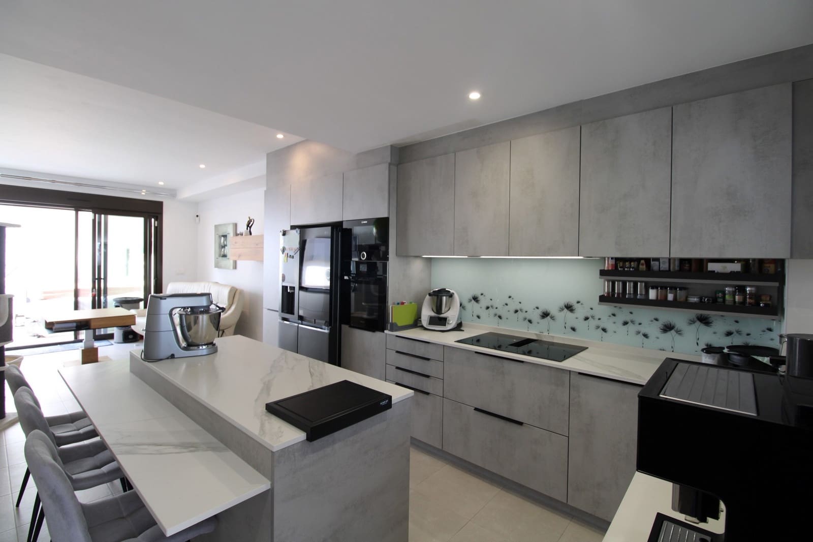 2 Zimmer Apartment zu verkaufen in Pilar de la Horadada mit Pool - 224.000 € (Ref: 9503967)