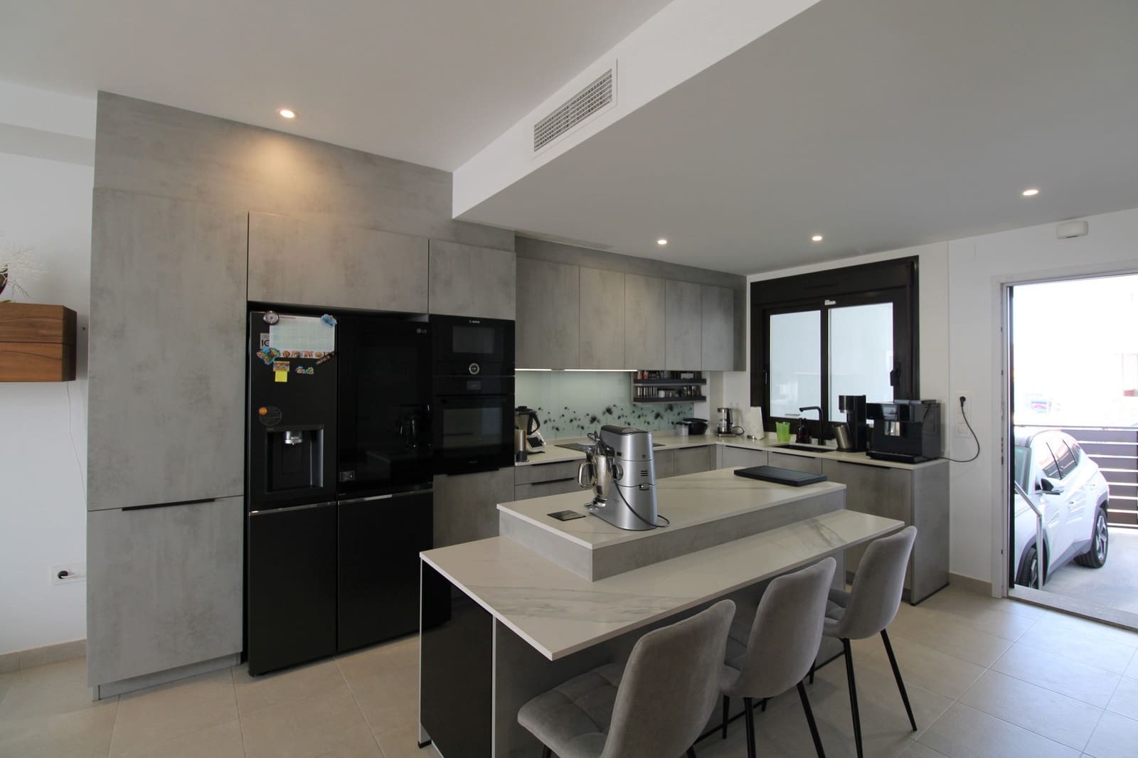 2 Zimmer Apartment zu verkaufen in Pilar de la Horadada mit Pool - 224.000 € (Ref: 9503967)