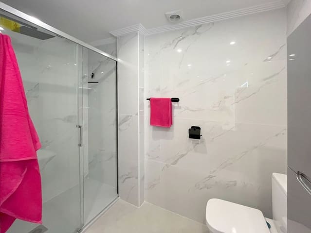 2 slaapkamer Penthouse te koop in Punta Prima, Torrevieja met zwembad - € 154.950 (Ref: 9511933)