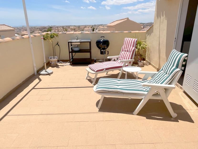 2 slaapkamer Penthouse te koop in Punta Prima met zwembad - € 154.950 (Ref: 9511933)