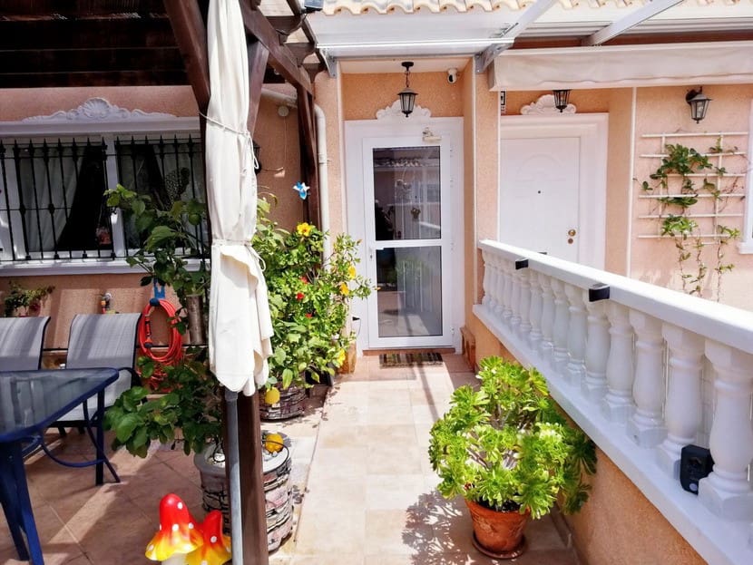 2 soverom Hus til salgs i Los Dolses med svømmebasseng - € 215 000 (Ref: 9511934)