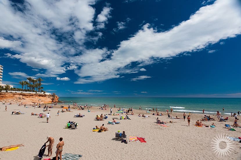 2 soveværelse Villa til salg i Villamartin med swimmingpool - € 180.000 (Ref: 9548875)