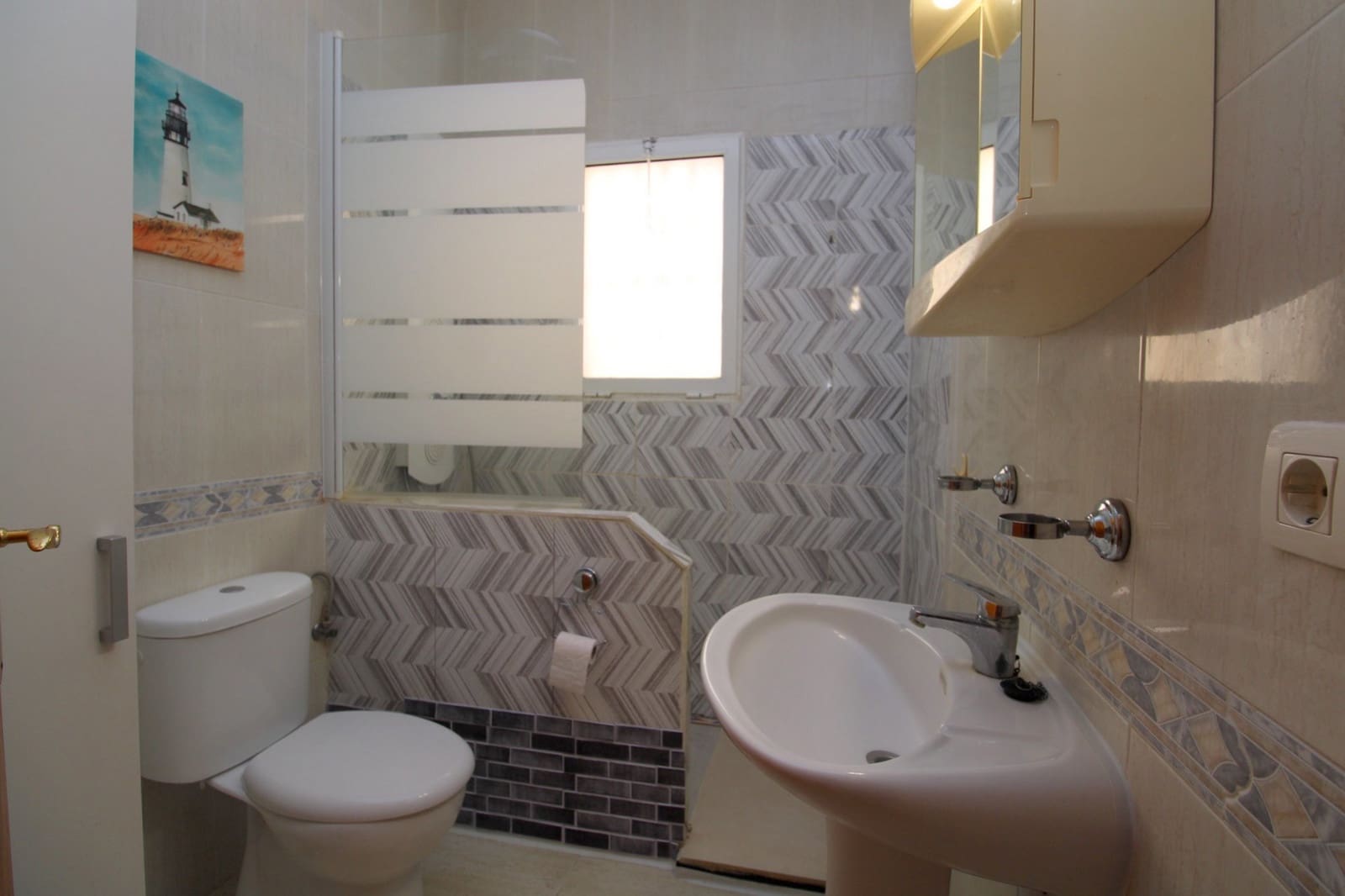 2 soveværelse Villa til salg i Villamartin med swimmingpool - € 180.000 (Ref: 9548875)